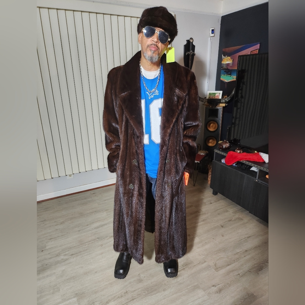 Luxury Extra Long Mahogany Mens Mink  Coat with matching baseball cap